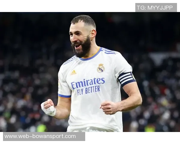 本泽马：从足球天才到传奇巨星的辉煌旅程与成就分析